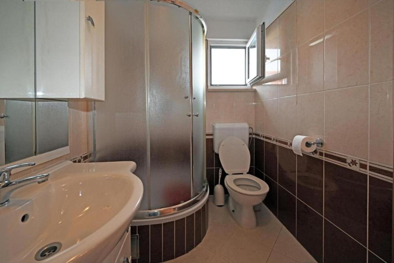 Apartment Mihovilovic Slatine Exterior foto