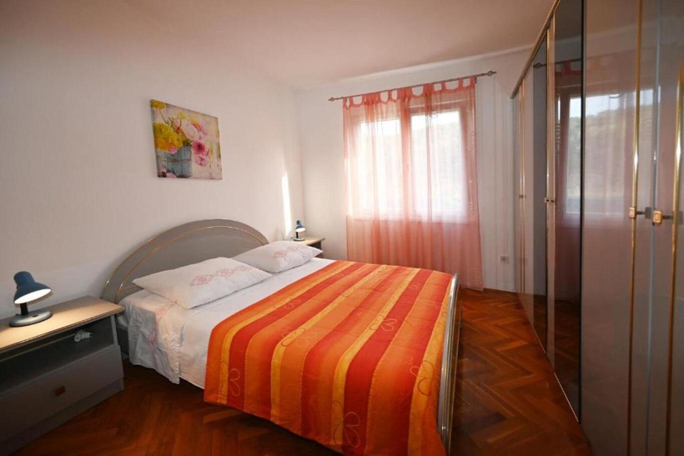 Apartment Mihovilovic Slatine Exterior foto